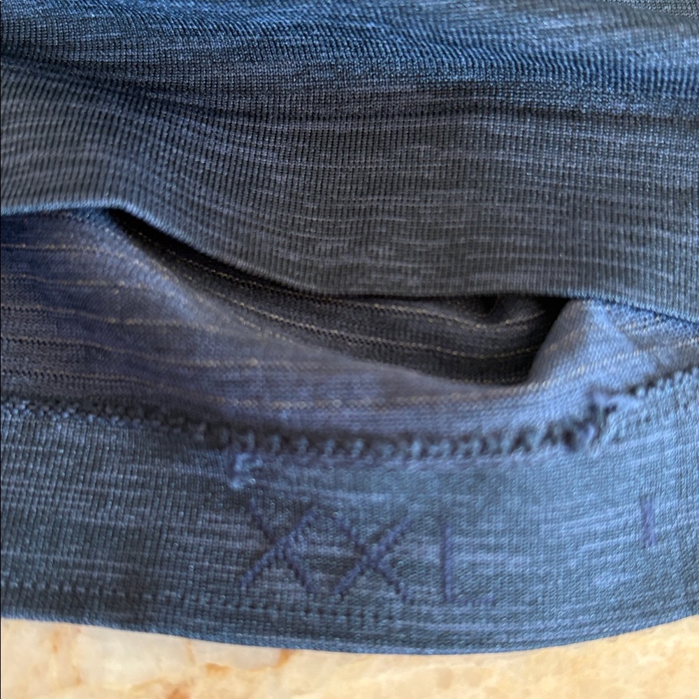 Men’s Lululemon long sleeve performance T shirt. - Picture 10 of 16